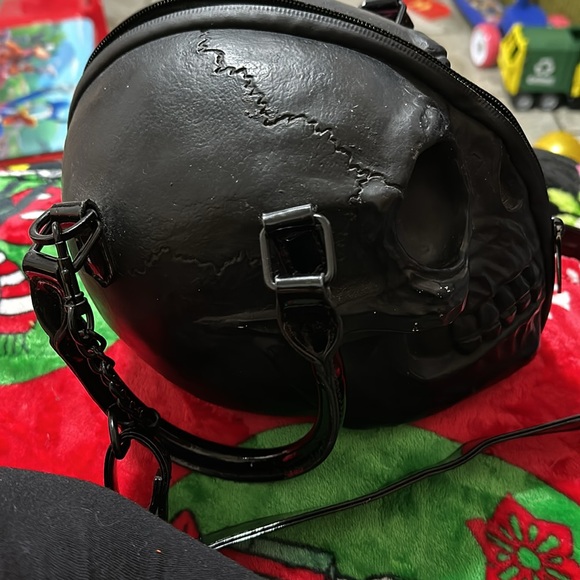 Skull handbag - Picture 4 of 4